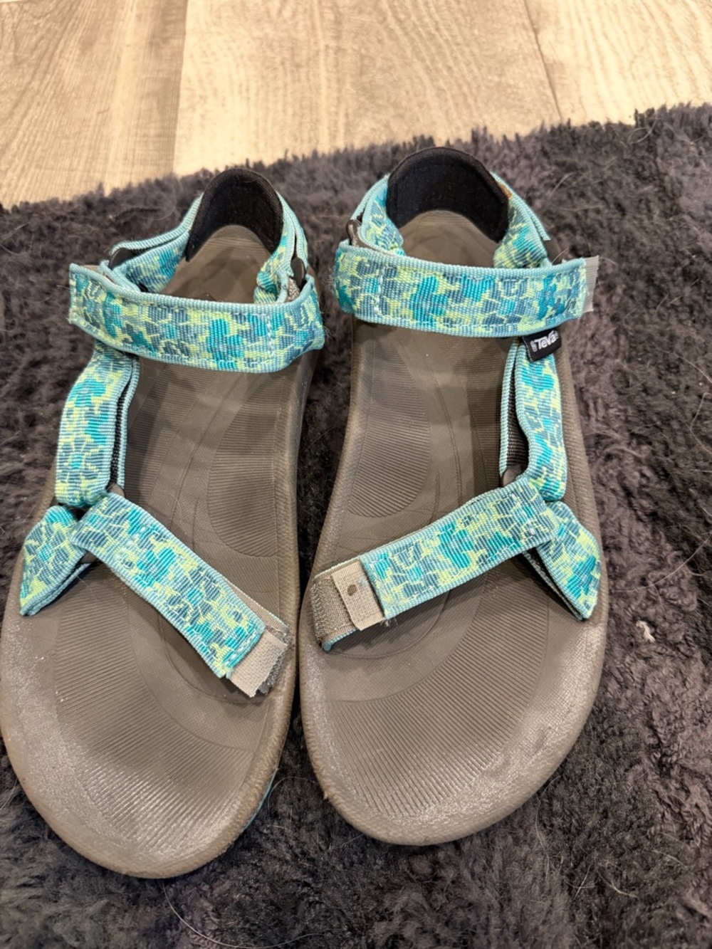 Teva Hurricane Sandals Blue Green Patterned Sport Sandals